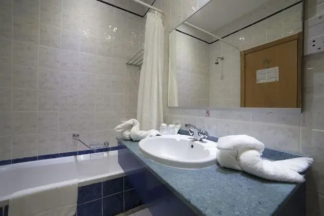 Dört Kişilik Oda (Internal)