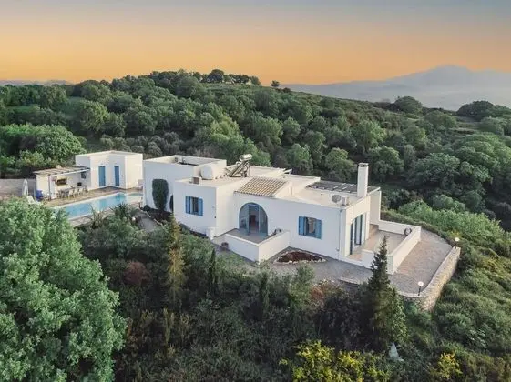Villa, Sigara İçilebilir