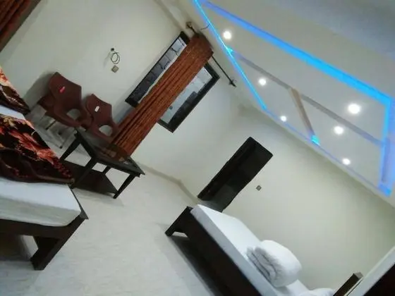 Deluxe Dört Kişilik Oda