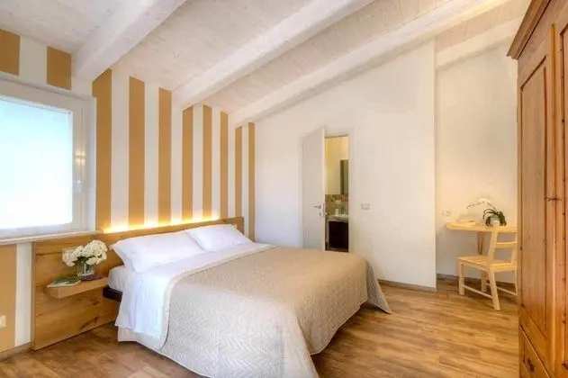 Superior Tek Büyük Yataklı Oda, Banyolu/Duşlu, Ek Bina