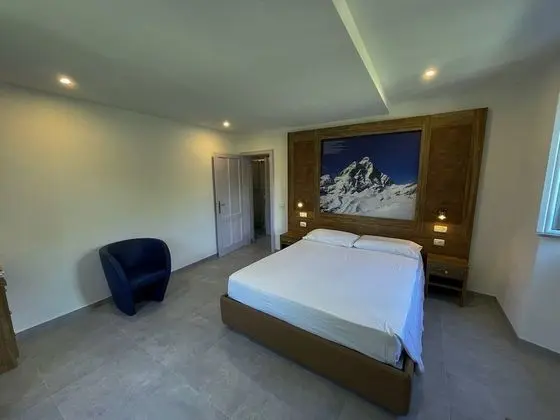 Standard Tek Büyük Yataklı Oda, Bahçe Manzaralı (Botticelli)