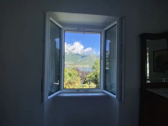 Standard Tek Büyük Yataklı Oda, Göl Manzaralı (Giotto)