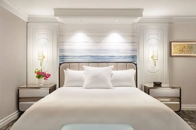 Remodeled Strip View Spa King