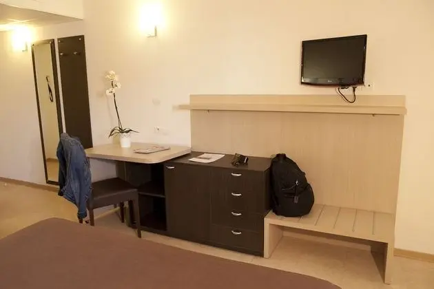 Standard Tek Büyük Yataklı Oda