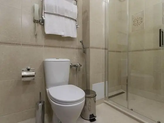 Classic Tek Büyük Yataklı Oda