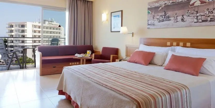 Superior Tek Büyük Yataklı Oda, Balkon, Deniz Manzaralı
