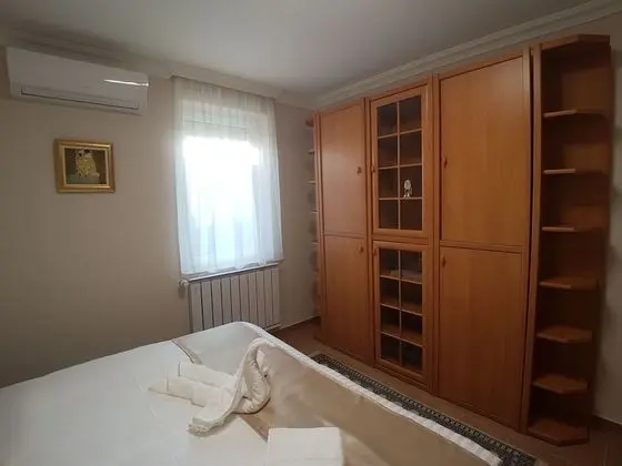 Deluxe Apart Daire, Bahçe Manzaralı
