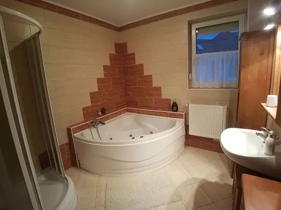 Deluxe Apart Daire, Bahçe Manzaralı