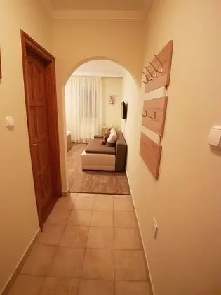 Superior Apart Daire, Bahçe Manzaralı