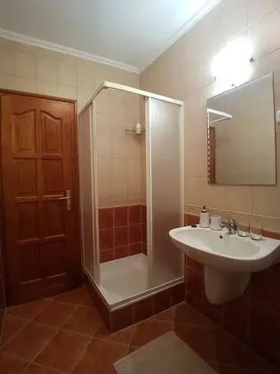 Superior Apart Daire, Bahçe Manzaralı