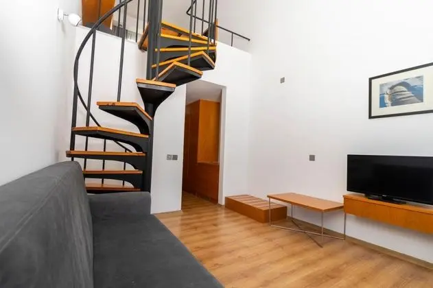 https://images.odamax.com/img/1024x768/odamax/image/upload/Bellapais_Oasis_Hotel_202502011200434_DSC_3164.JPG