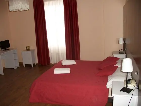 Tek Büyük veya İki Ayrı Yataklı Oda