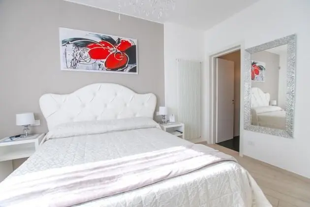 Tek Büyük Yataklı Oda, Bahçe Manzaralı (Glamour)