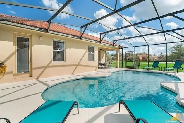 Ev (BellaVida Palms Private Screened Pool)