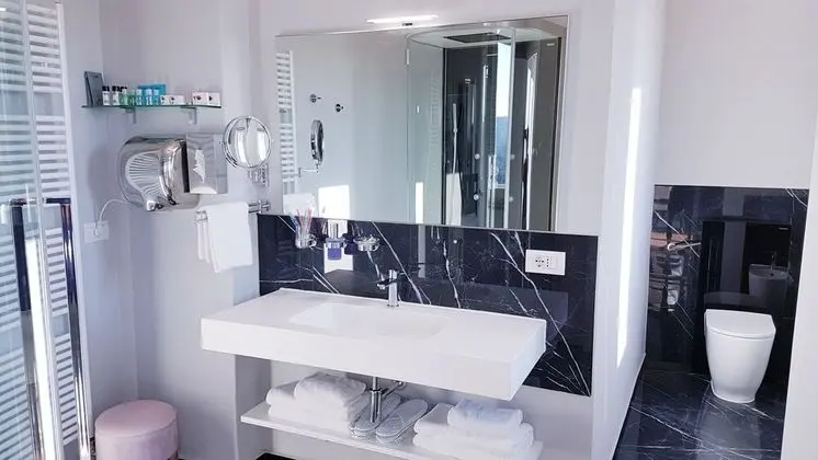 Deluxe Stüdyo Süit