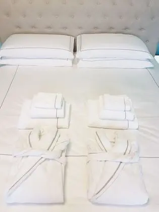 Deluxe Tek Büyük Yataklı Oda, 1 En Büyük (King) Boy Yatak, Bahçe Manzaralı (Queen)