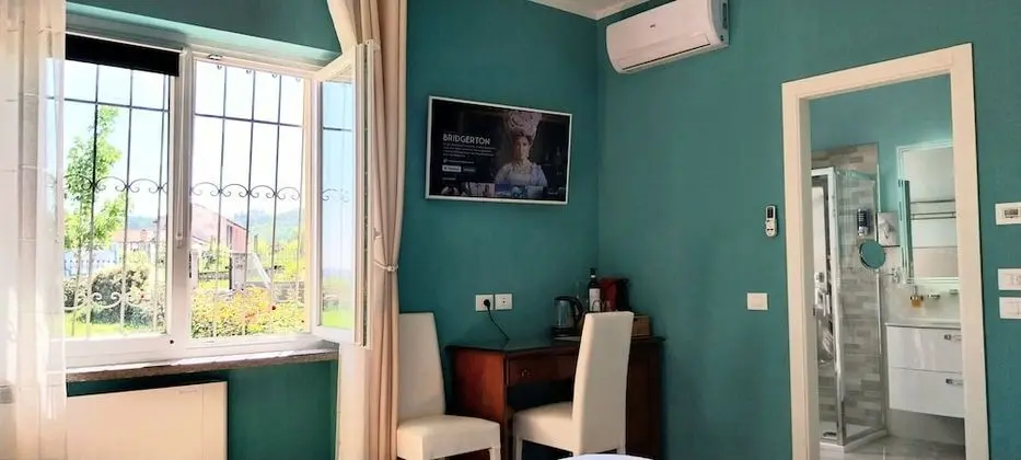 Deluxe Tek Büyük Yataklı Oda, 1 En Büyük (King) Boy Yatak, Bahçe Manzaralı (Queen)