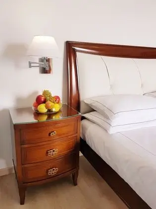 Deluxe Tek Büyük Yataklı Oda, Balkon, Dağ Manzaralı