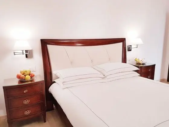 Deluxe Tek Büyük Yataklı Oda, Balkon, Dağ Manzaralı