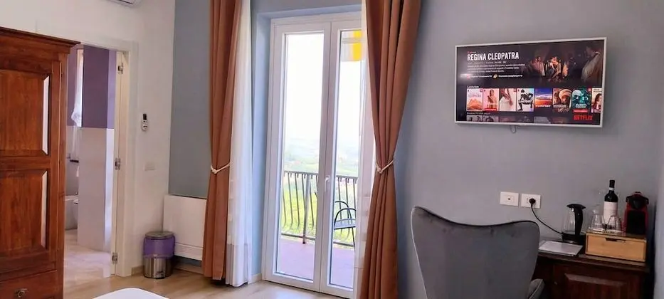 Deluxe Tek Büyük Yataklı Oda, Balkon, Dağ Manzaralı