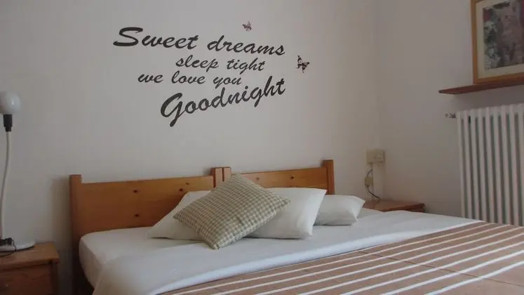 Tek Büyük Yataklı Oda, Balkon