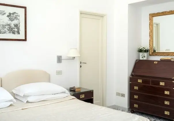 Tek Büyük Yataklı Oda, 1 Çift Kişilik veya 2 Tek Kişilik Yatak, Bahçe Manzaralı