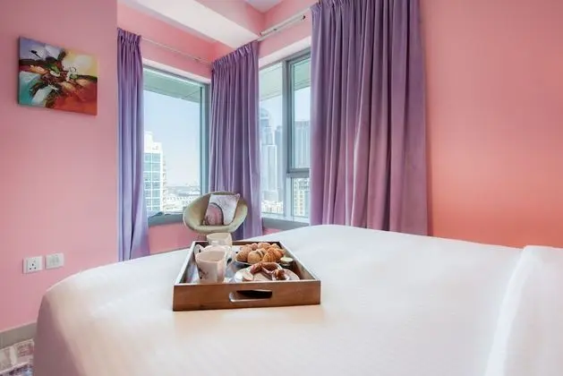 Exquisite 2 Bedroom Apartment (Fountain View)