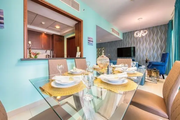 Exquisite 2 Bedroom Apartment (Fountain View)