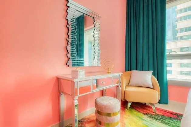 Exquisite 2 Bedroom Apartment (Fountain View)