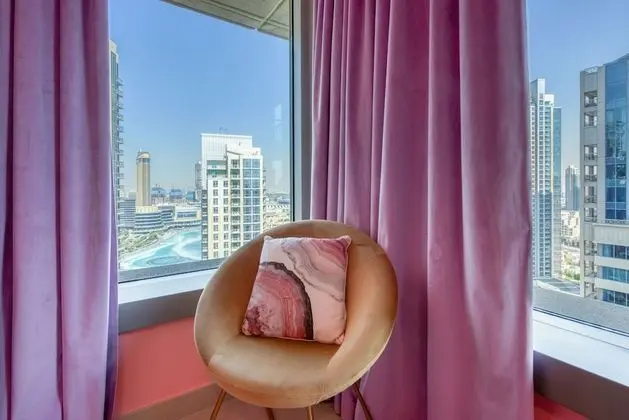 Exquisite 2 Bedroom Apartment (Fountain View)