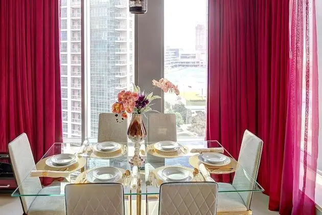 Stylish 2 Bedroom Apartment ( Fountain View)