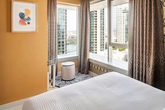 Stylish 2 Bedroom Apartment ( Fountain View)