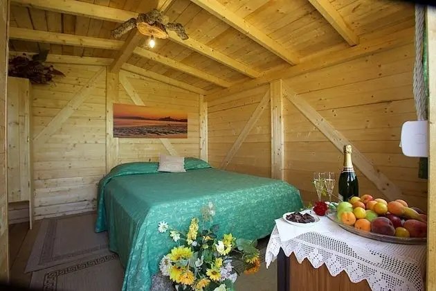 Romantic Ağaç Ev, 1 Yatak Odası, Özel Banyo, Denize Bakan (in a Tree)