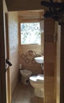 Romantic Ağaç Ev, 1 Yatak Odası, Özel Banyo, Denize Bakan (in a Tree)