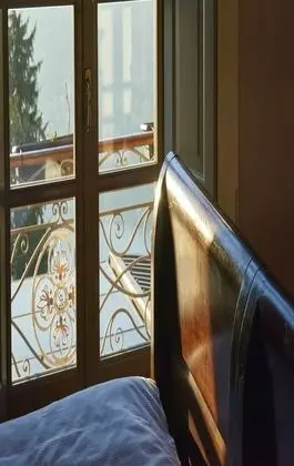 Standard Tek Büyük Yataklı Oda, Balkon, Göl Manzaralı