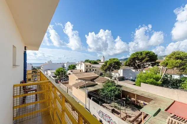 Üç Kişilik Oda, Balkon (with extra bed)