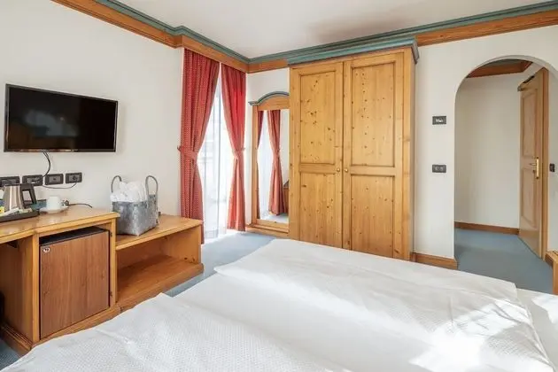 Comfort Tek Büyük veya İki Ayrı Yataklı Oda