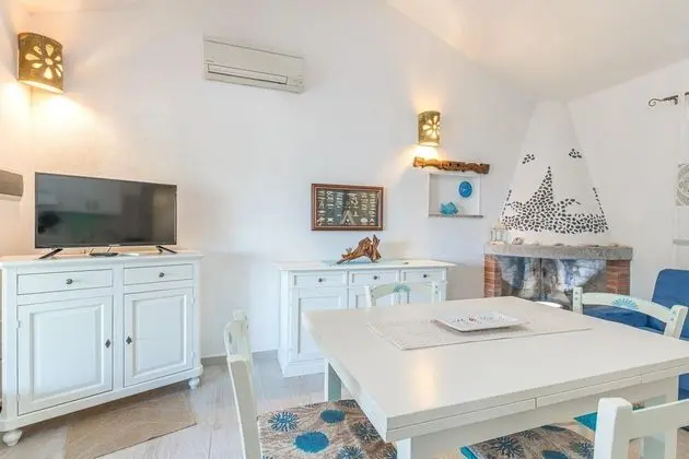 Family Ev, 1 Çift Kişilik Yatak ve Çekyat, Bahçeli (Bellavista Dependance With Sea View)