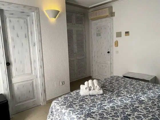 Economy İki Ayrı Yataklı Oda