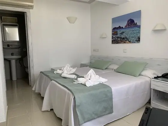 İki Ayrı Yataklı Oda, Liman Manzaralı