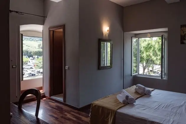 Tek Büyük veya İki Ayrı Yataklı Oda