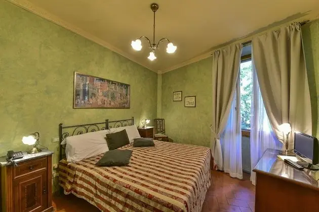 Comfort Tek Büyük Yataklı Oda