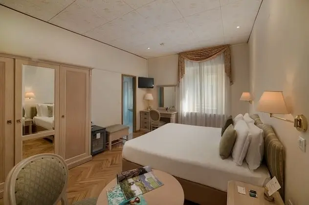 Economy Tek Büyük Yataklı Oda