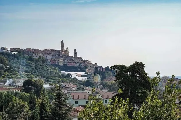 Classic Tek Büyük Yataklı Oda