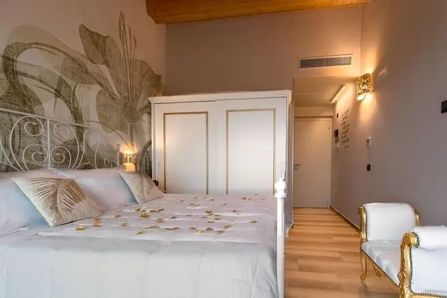 Büyük Yataklı Tek Kişilik Oda, Deniz Manzaralı