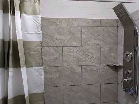 Deluxe Oda, 2 Çift Kişilik Yatak, Sigara İçilmez, Buzdolabı ve Mikrodalga