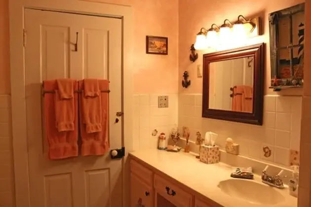 Oda, Özel Banyo (Canopy Suite)