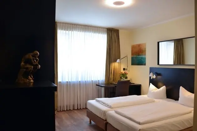Tek Büyük Yataklı Oda, 1 En Büyük (King) Boy Yatak