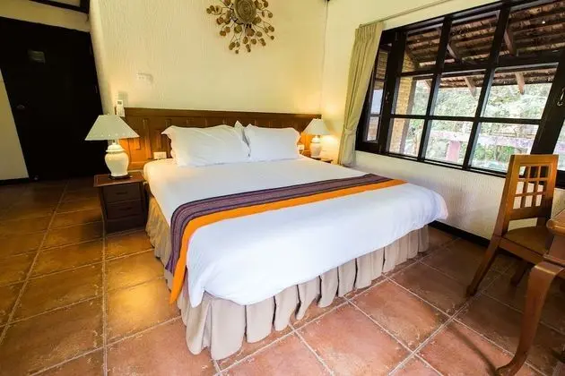House suite 3 bedrooms