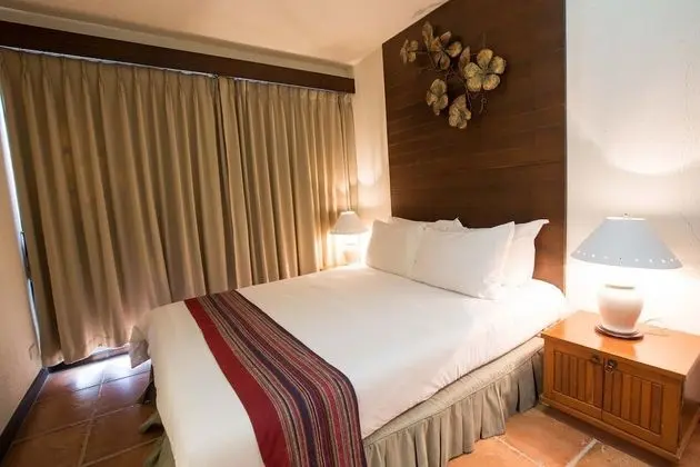 House suite 3 bedrooms